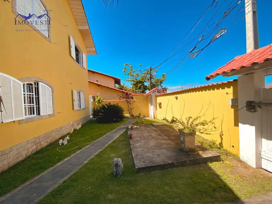 Foto 28 de Casa com 4 quartos para alugar, 204m2 em Jardim Atlântico Oeste (Itaipuaçu), Marica - RJ