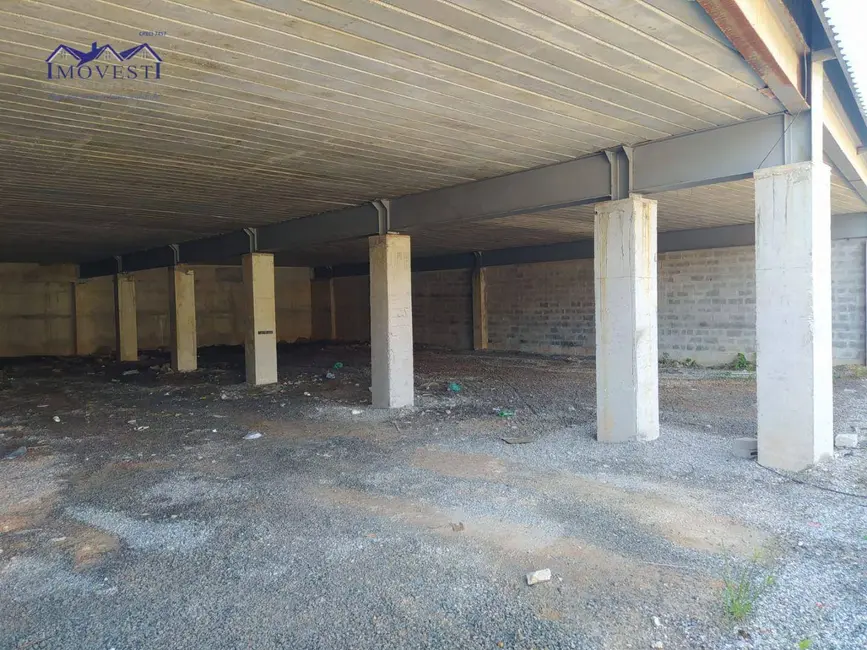 Loja para alugar, 217m2 em Centro, Marica - RJ - imagem 2 Foto 2 de Loja para alugar, 217m2 em Centro, Marica - RJ