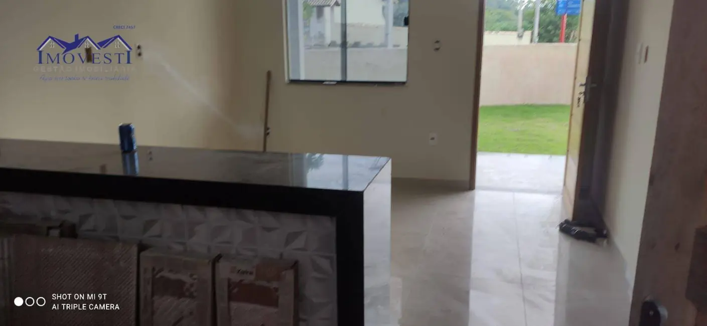 Foto 3 de Casa com 2 quartos à venda, 65m2 em Marica - RJ
