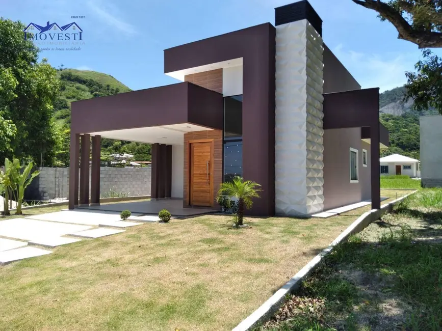 Foto 1 de Casa de Condomínio com 3 quartos à venda, 360m2 em Marica - RJ