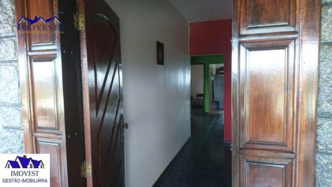 Casa com 3 quartos à venda, 118m2 em Centro, Marica - RJ - imagem 8 Foto 8 de Casa com 3 quartos à venda, 118m2 em Centro, Marica - RJ