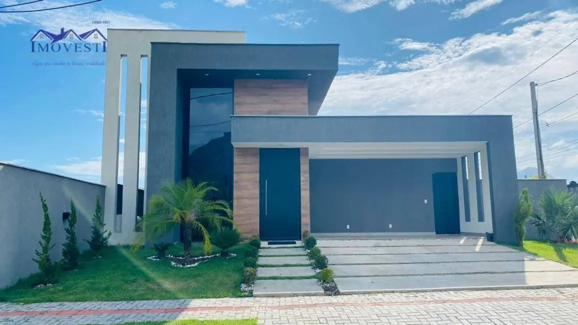 Foto 1 de Casa de Condomínio com 3 quartos à venda, 442m2 em Cajueiros (Itaipuaçu), Marica - RJ