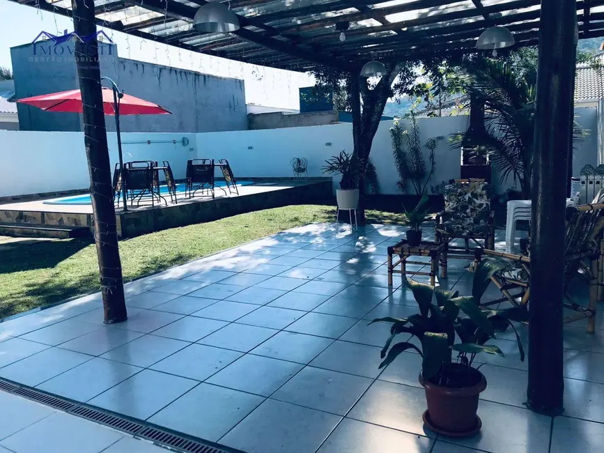 Foto 9 de Casa de Condomínio com 3 quartos à venda, 372m2 em Cajueiros (Itaipuaçu), Marica - RJ