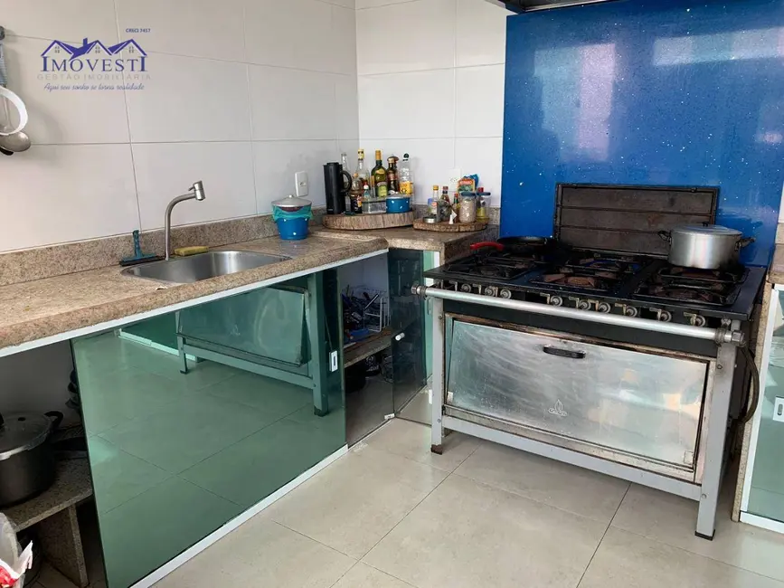 Casa de Condomínio com 5 quartos à venda, 600m2 em Itapeba, Marica - RJ - imagem 5 Foto 5 de Casa de Condomínio com 5 quartos à venda, 600m2 em Itapeba, Marica - RJ