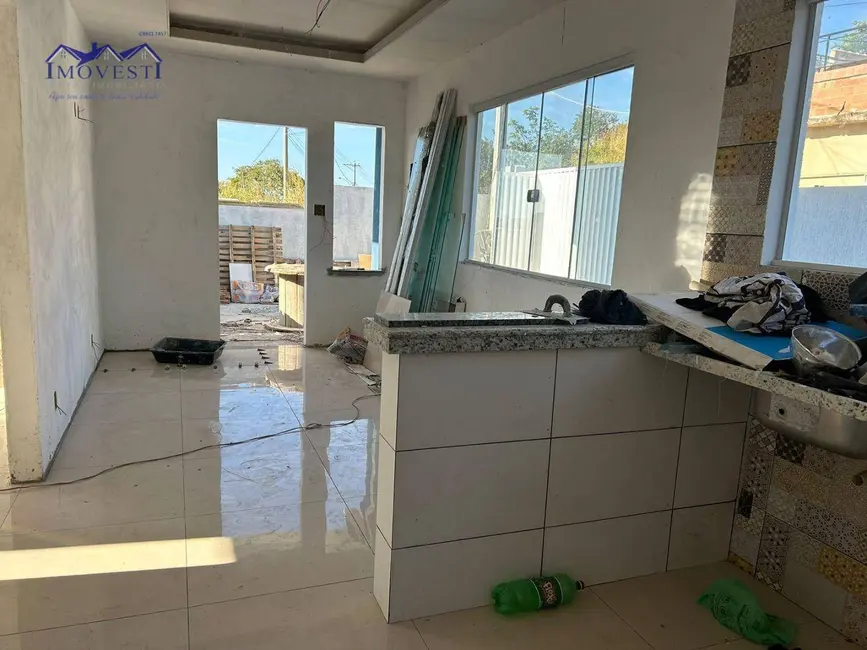 Foto 7 de Casa com 2 quartos à venda, 360m2 em Jacaroá, Marica - RJ