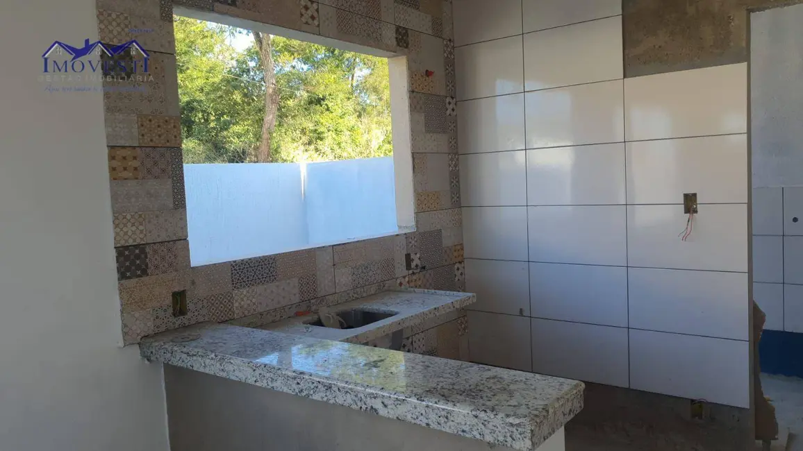 Foto 3 de Casa com 2 quartos à venda, 360m2 em Jacaroá, Marica - RJ