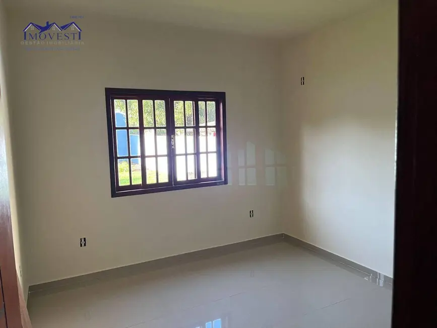 Foto 2 de Casa de Condomínio com 2 quartos à venda, 360m2 em São José do Imbassaí, Marica - RJ