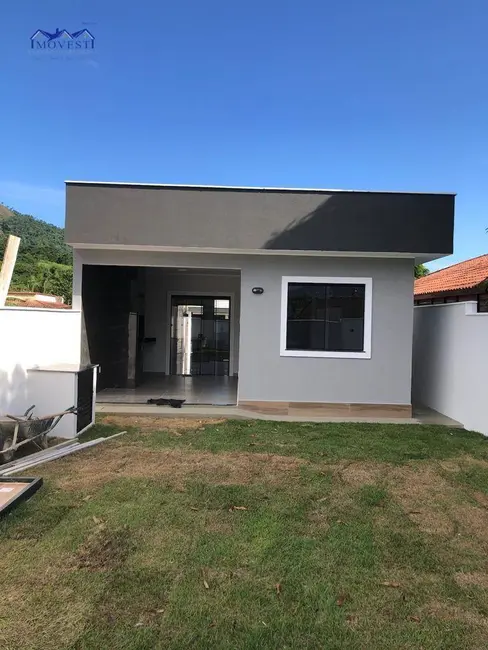 Foto 3 de Casa com 2 quartos à venda, 216m2 em Marica - RJ
