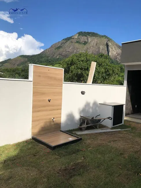 Foto 4 de Casa com 2 quartos à venda, 216m2 em Marica - RJ