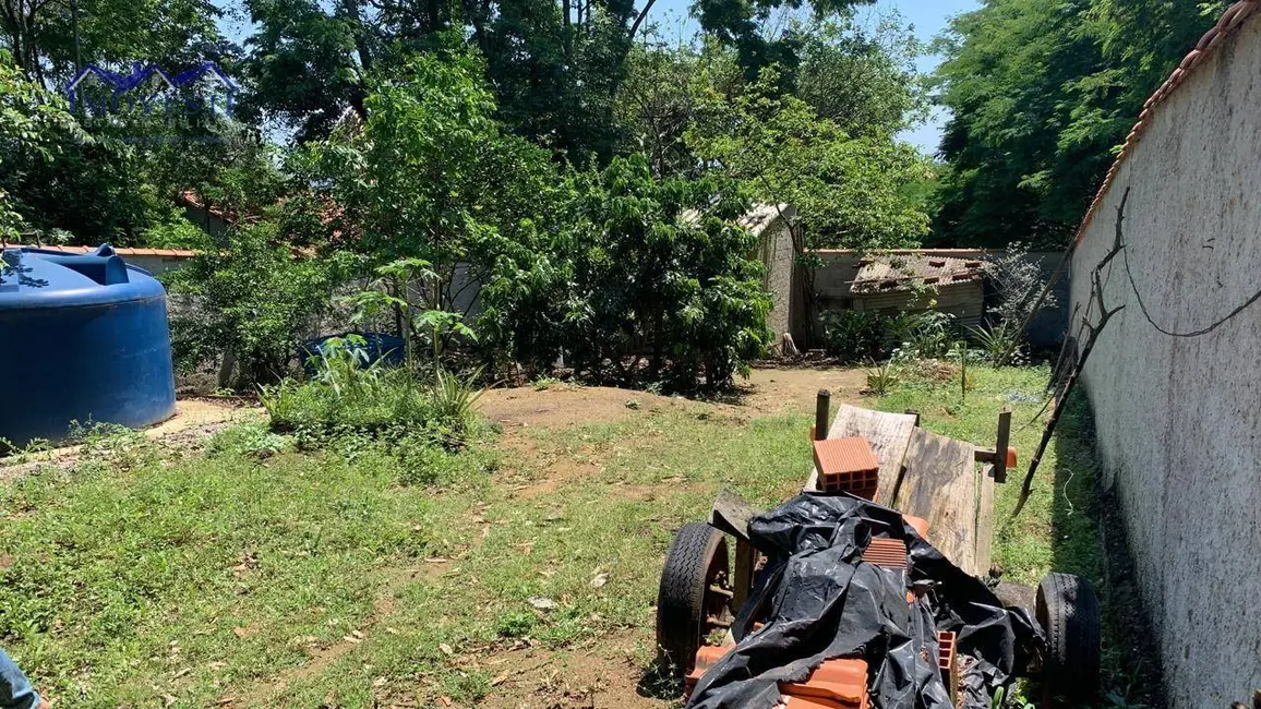 Foto 4 de Terreno / Lote à venda, 360m2 em Centro, Marica - RJ