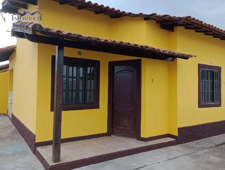Foto 1 de Casa com 2 quartos à venda, 220m2 em Jardim Atlântico Central (Itaipuaçu), Marica - RJ