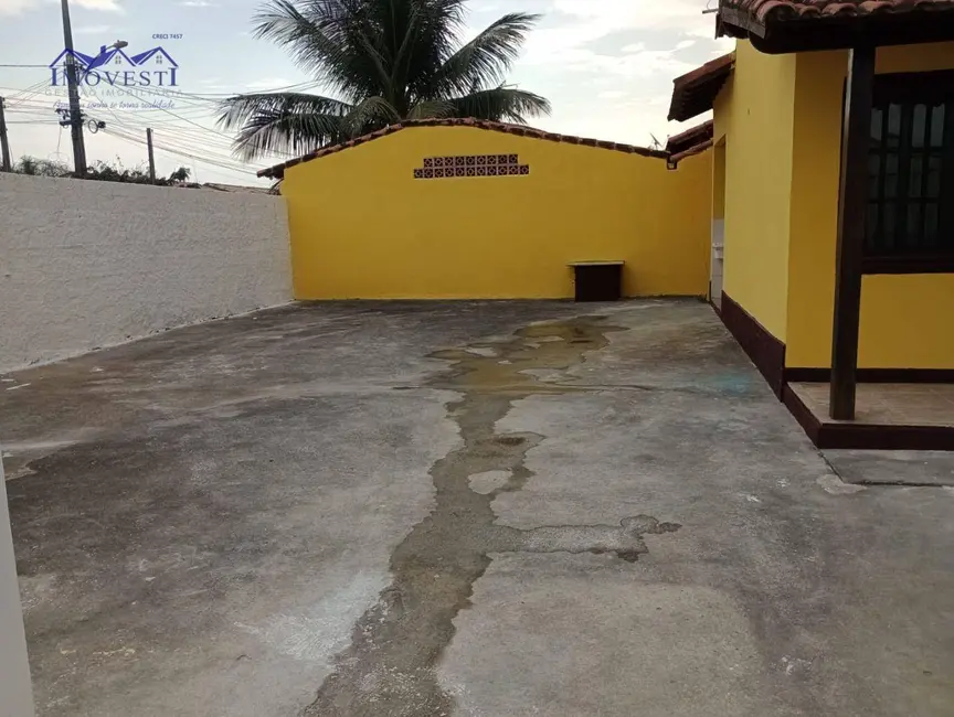 Foto 2 de Casa com 2 quartos à venda, 220m2 em Jardim Atlântico Central (Itaipuaçu), Marica - RJ
