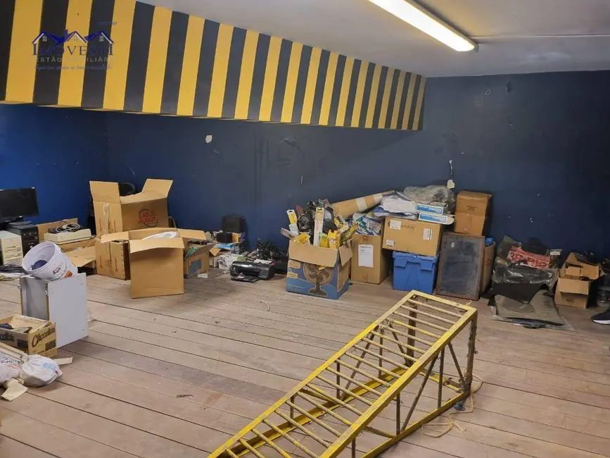 Loja para alugar, 110m2 em Centro, Marica - RJ - imagem 4 Foto 4 de Loja para alugar, 110m2 em Centro, Marica - RJ