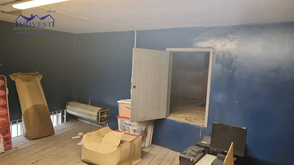 Loja para alugar, 110m2 em Centro, Marica - RJ - imagem 3 Foto 3 de Loja para alugar, 110m2 em Centro, Marica - RJ