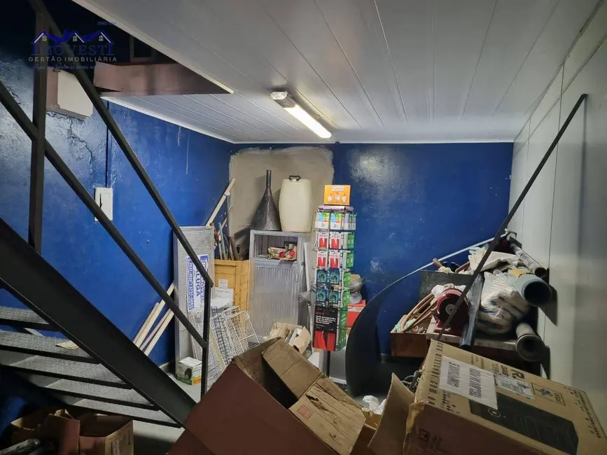 Loja para alugar, 110m2 em Centro, Marica - RJ - imagem 9 Foto 9 de Loja para alugar, 110m2 em Centro, Marica - RJ