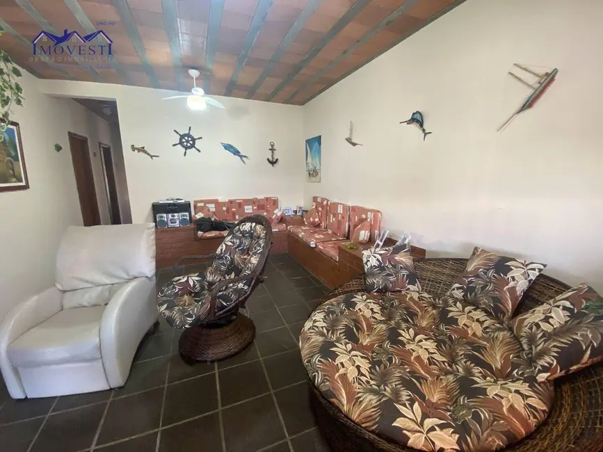 Foto 3 de Casa com 4 quartos à venda, 98m2 em Marica - RJ