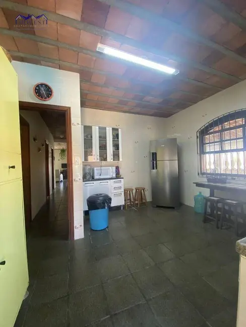 Foto 4 de Casa com 4 quartos à venda, 98m2 em Marica - RJ