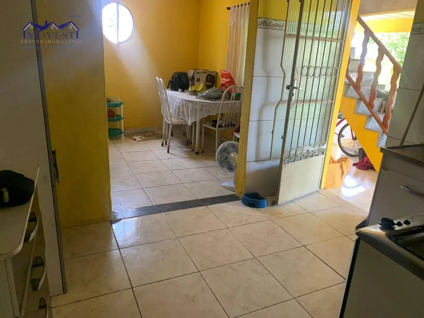 Casa com 3 quartos à venda, 260m2 em Parque Nanci, Marica - RJ - imagem 9 Foto 9 de Casa com 3 quartos à venda, 260m2 em Parque Nanci, Marica - RJ