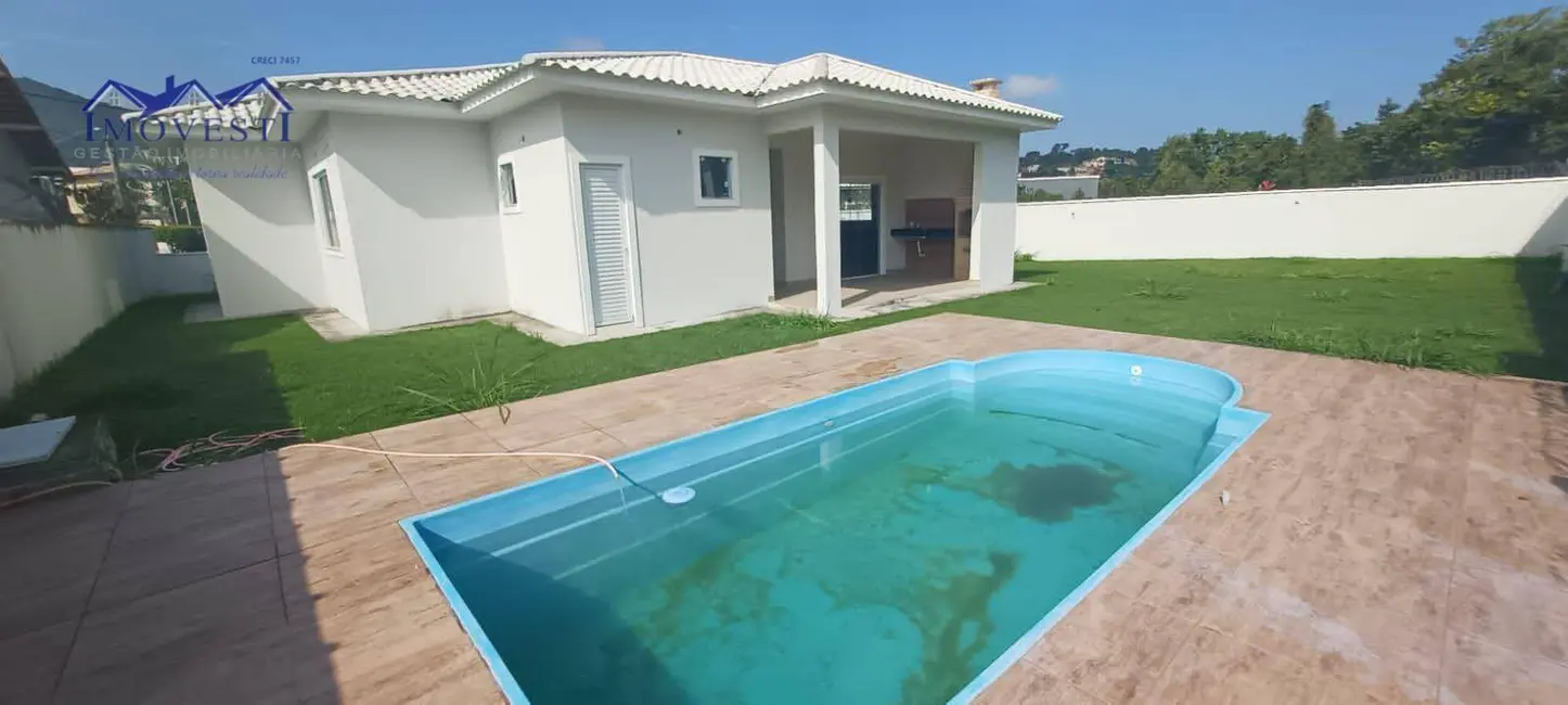 Foto 2 de Casa de Condomínio com 3 quartos à venda, 138m2 em Flamengo, Marica - RJ