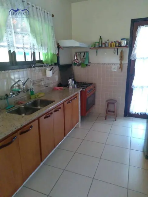 Casa de Condomínio com 3 quartos à venda, 254m2 em Flamengo, Marica - RJ - imagem 5 Foto 5 de Casa de Condomínio com 3 quartos à venda, 254m2 em Flamengo, Marica - RJ