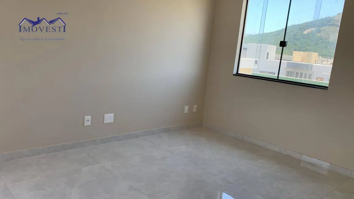 Foto 9 de Casa de Condomínio com 3 quartos à venda, 370m2 em Marica - RJ