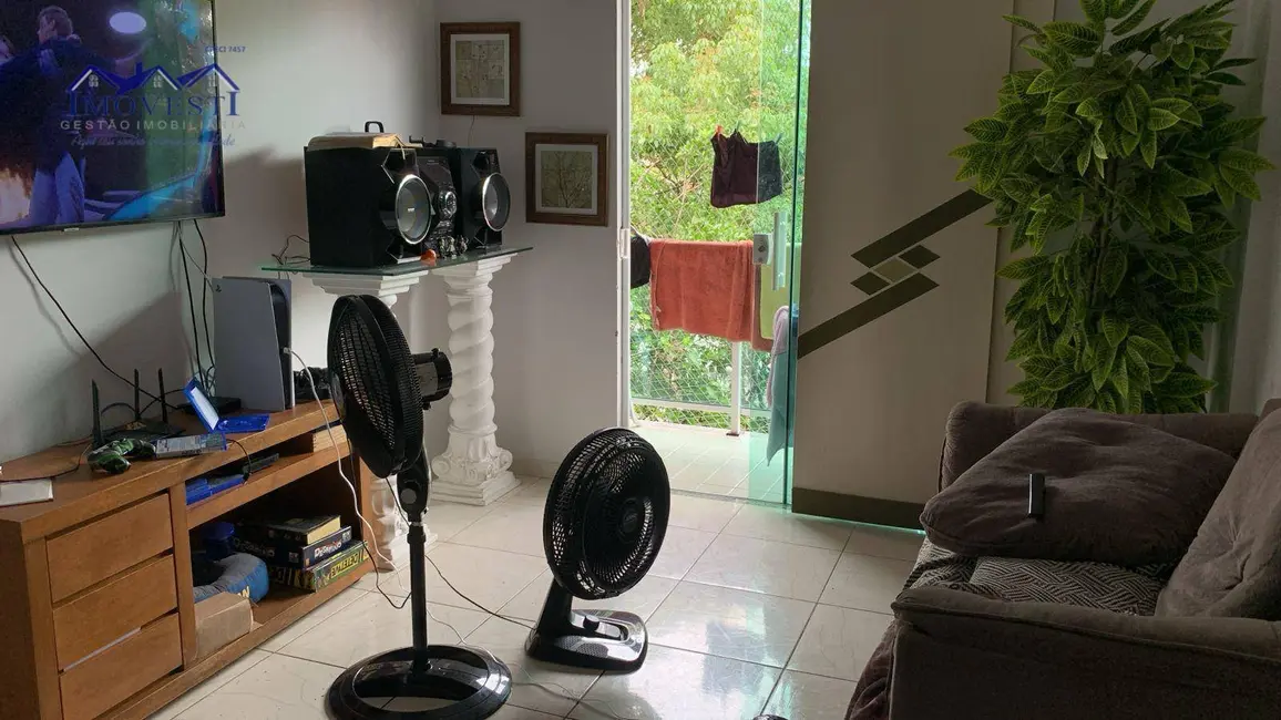 Foto 8 de Apartamento com 3 quartos à venda, 72m2 em Marica - RJ