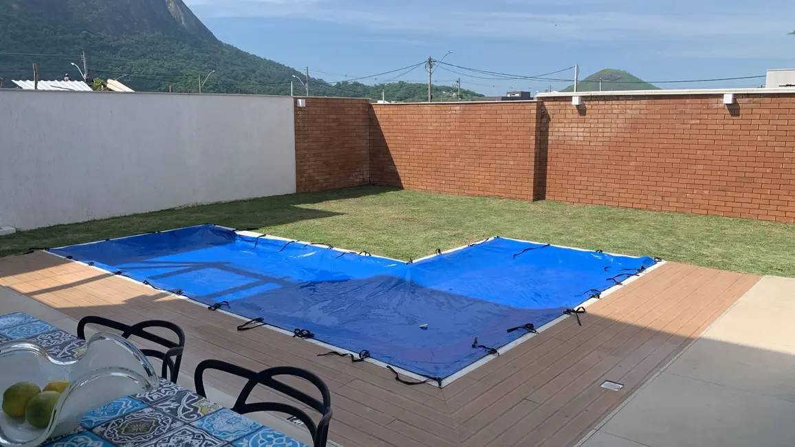 Foto 7 de Casa de Condomínio com 5 quartos à venda, 368m2 em Marica - RJ