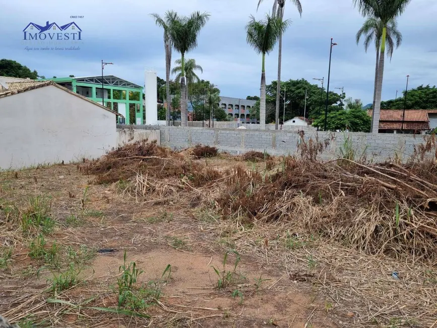 Foto 3 de Terreno / Lote para alugar, 720m2 em Centro, Marica - RJ