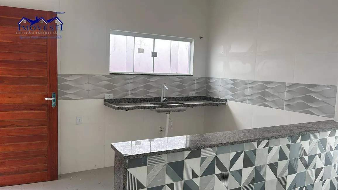 Foto 8 de Casa com 2 quartos à venda, 78m2 em Vale da Figueira (Ponta Negra), Marica - RJ