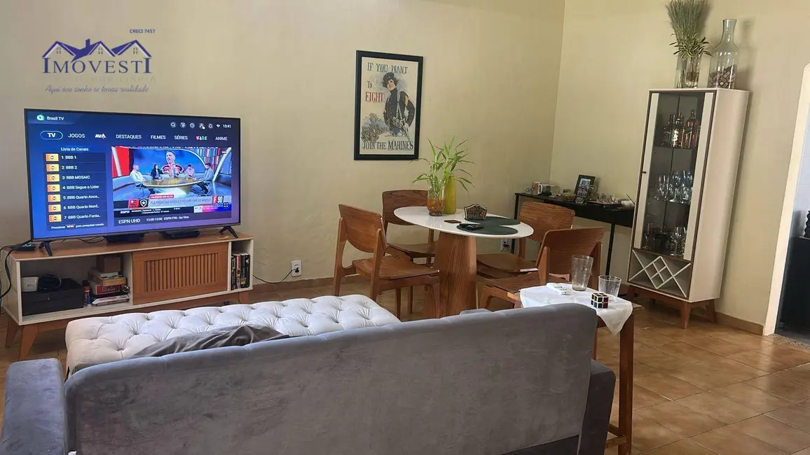 Casa com 4 quartos à venda, 560m2 em Centro, Marica - RJ - imagem 8 Foto 8 de Casa com 4 quartos à venda, 560m2 em Centro, Marica - RJ