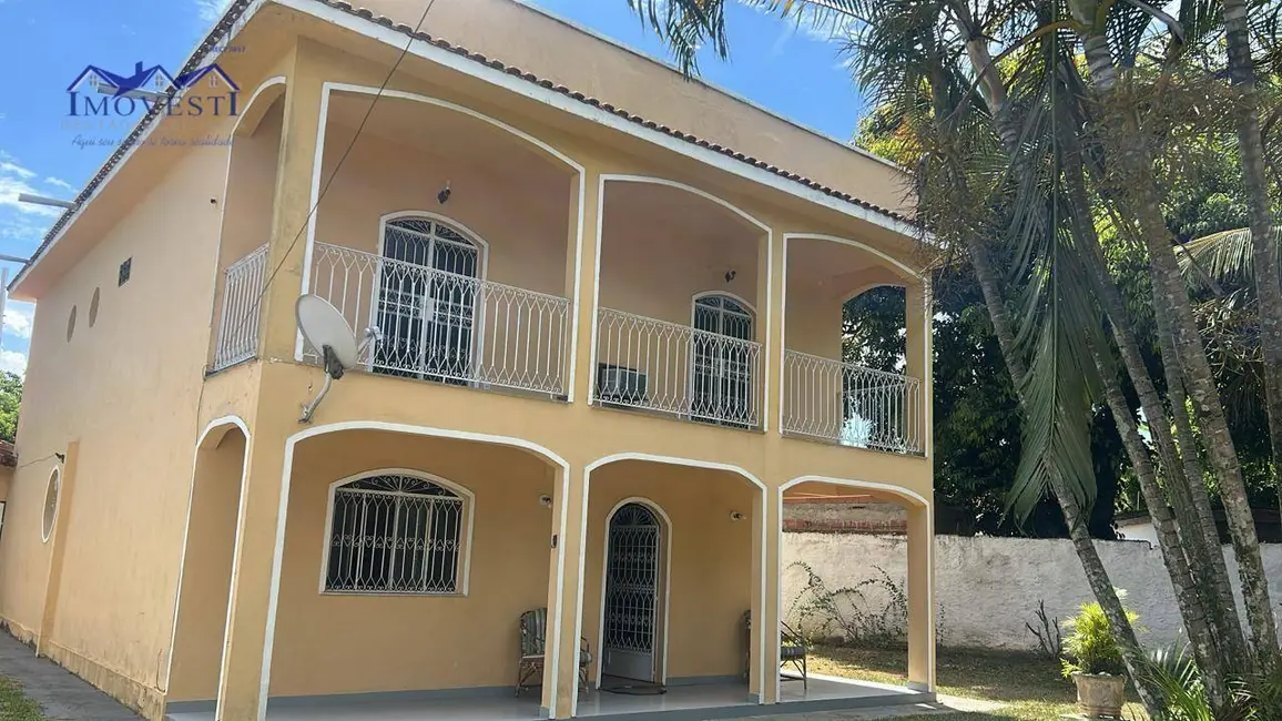 Foto 1 de Casa com 4 quartos à venda, 560m2 em Centro, Marica - RJ