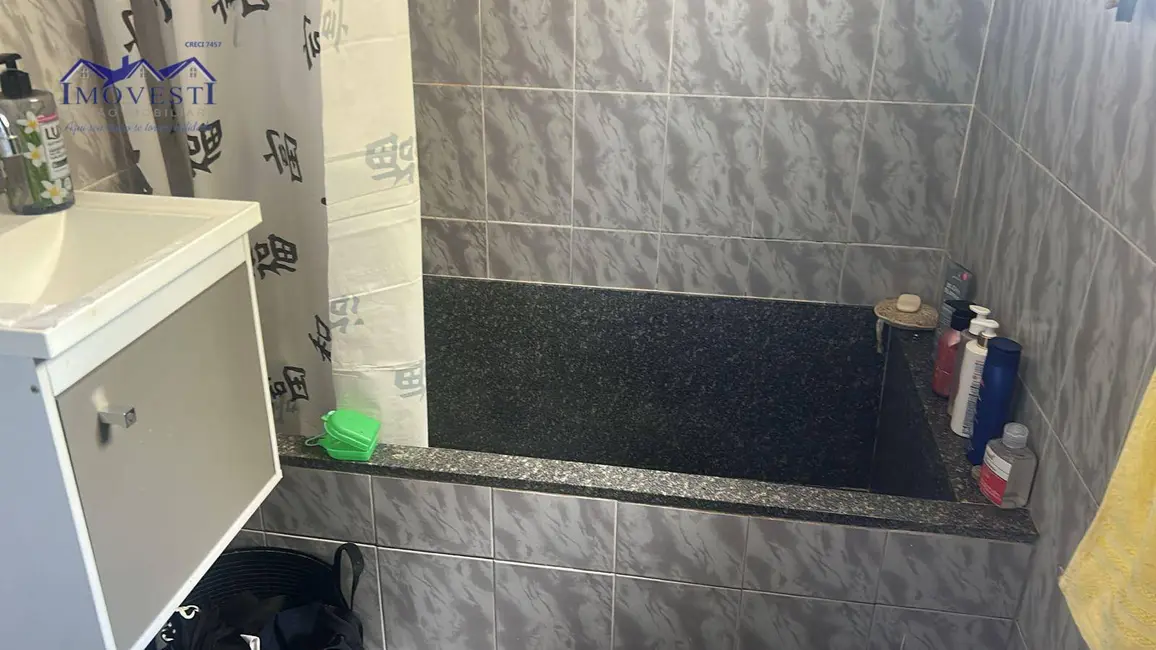 Casa com 4 quartos à venda, 560m2 em Centro, Marica - RJ - imagem 6 Foto 6 de Casa com 4 quartos à venda, 560m2 em Centro, Marica - RJ