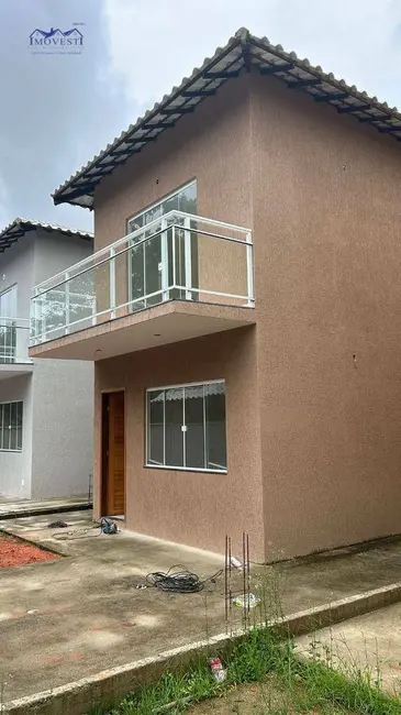 Foto 2 de Casa com 2 quartos à venda, 83m2 em Marica - RJ