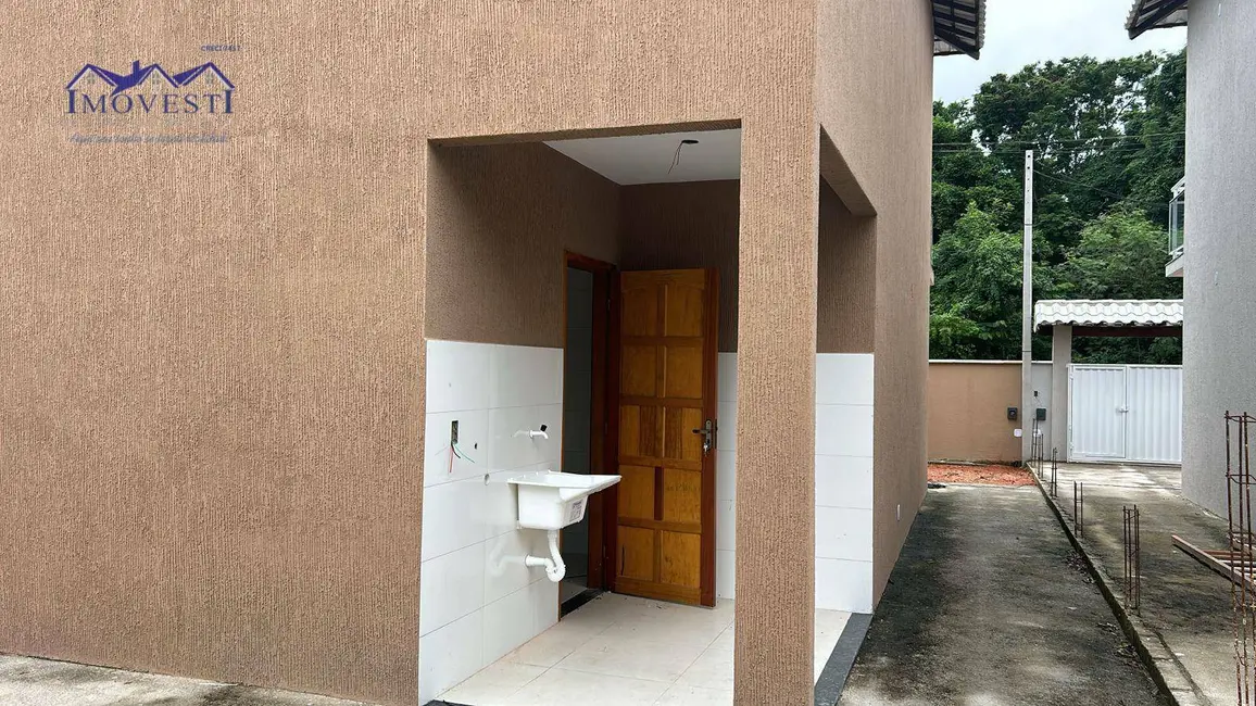 Foto 3 de Casa com 2 quartos à venda, 83m2 em Marica - RJ