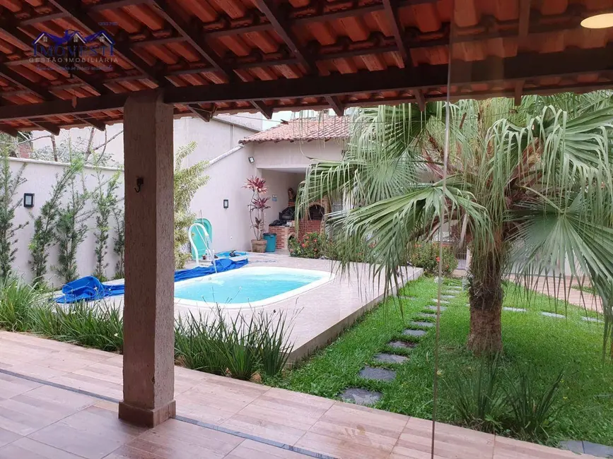 Foto 3 de Casa de Condomínio com 3 quartos à venda, 511m2 em Marica - RJ