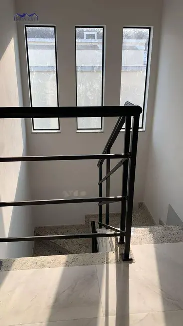 Foto 4 de Casa com 2 quartos à venda, 240m2 em Pindobas, Marica - RJ