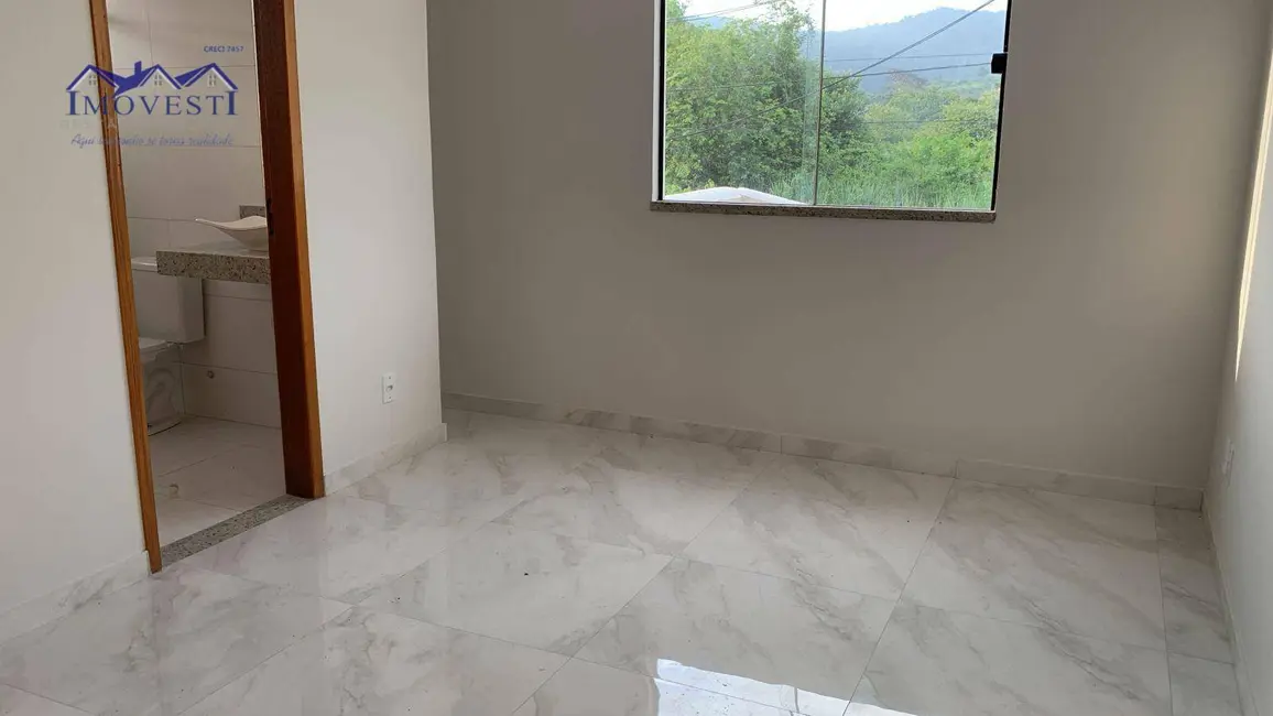 Foto 8 de Casa com 2 quartos à venda, 240m2 em Pindobas, Marica - RJ