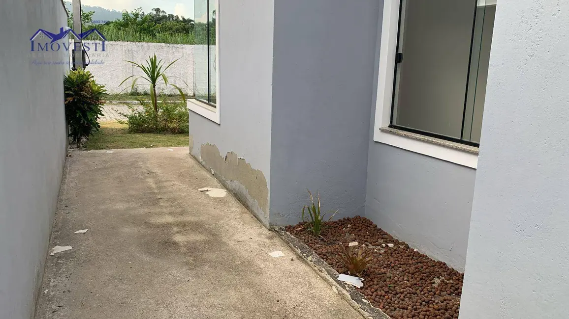 Foto 7 de Casa com 2 quartos à venda, 240m2 em Pindobas, Marica - RJ