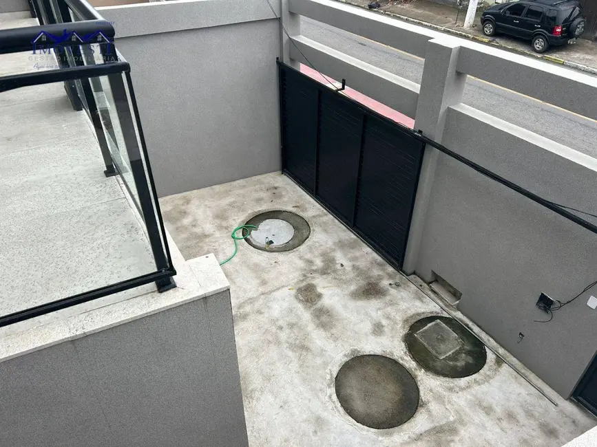 Foto 3 de Casa com 4 quartos para alugar, 216m2 em Araçatiba, Marica - RJ