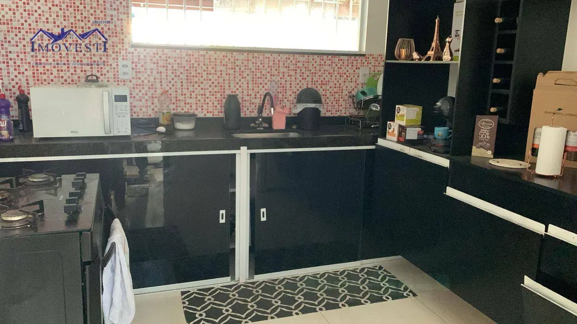 Foto 6 de Casa com 2 quartos à venda, 225m2 em Marica - RJ