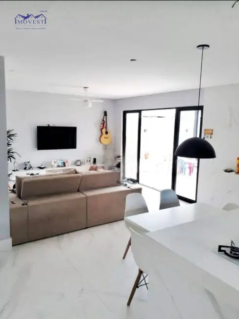 Casa de Condomínio com 2 quartos à venda, 180m2 em Marica - RJ - imagem 9 Foto 9 de Casa de Condomínio com 2 quartos à venda, 180m2 em Marica - RJ