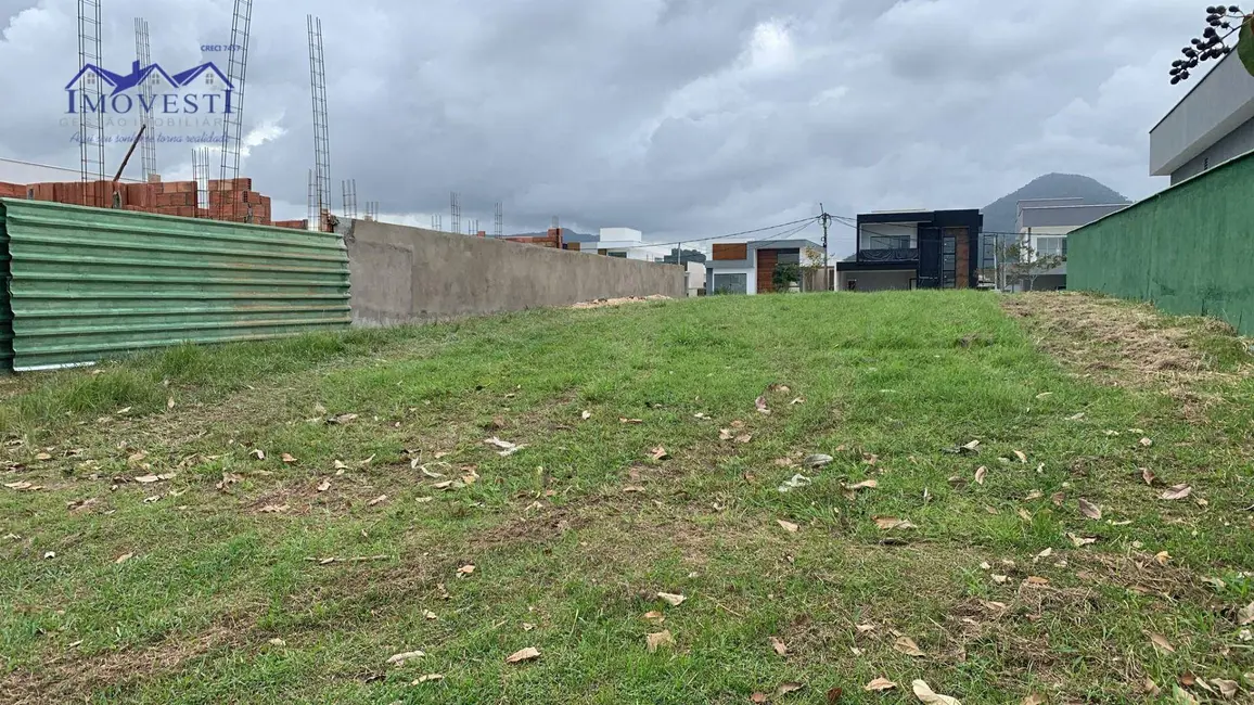 Foto 2 de Terreno / Lote à venda, 360m2 em Marica - RJ