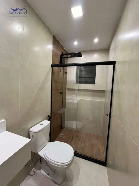 Casa com 3 quartos à venda, 326m2 em Marica - RJ - imagem 8 Foto 8 de Casa com 3 quartos à venda, 326m2 em Marica - RJ