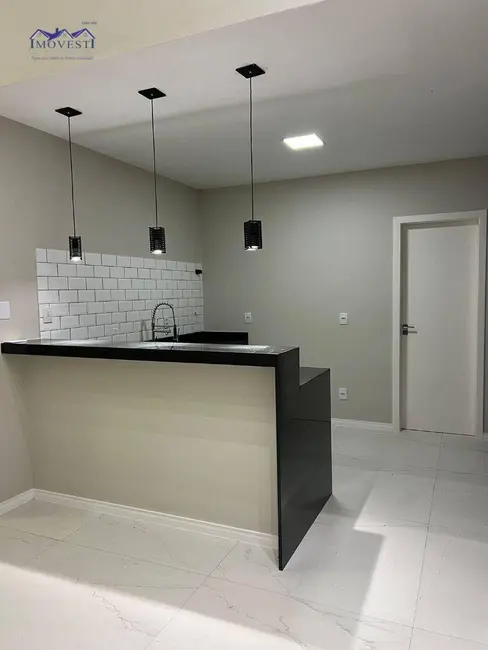 Casa com 3 quartos à venda, 326m2 em Marica - RJ - imagem 6 Foto 6 de Casa com 3 quartos à venda, 326m2 em Marica - RJ