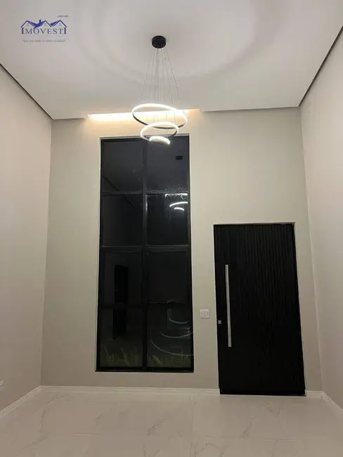 Casa com 3 quartos à venda, 326m2 em Marica - RJ - imagem 3 Foto 3 de Casa com 3 quartos à venda, 326m2 em Marica - RJ