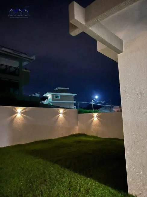 Casa com 3 quartos à venda, 326m2 em Marica - RJ - imagem 2 Foto 2 de Casa com 3 quartos à venda, 326m2 em Marica - RJ