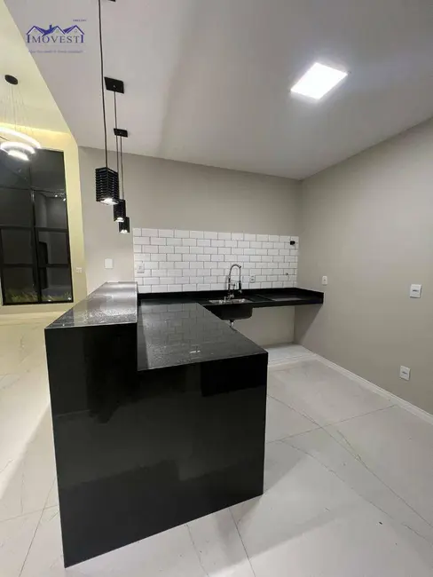 Casa com 3 quartos à venda, 326m2 em Marica - RJ - imagem 9 Foto 9 de Casa com 3 quartos à venda, 326m2 em Marica - RJ