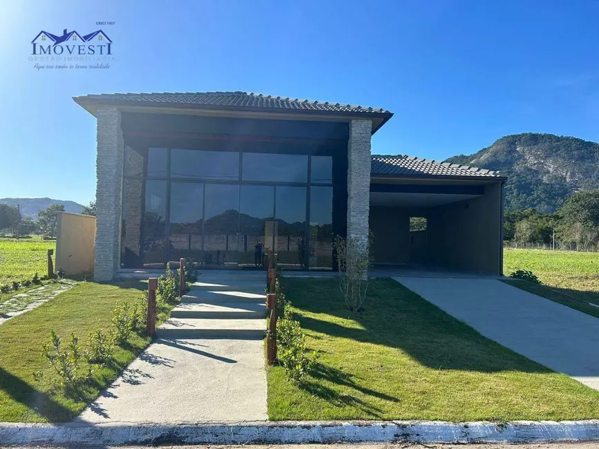 Foto 2 de Casa de Condomínio com 3 quartos à venda, 210m2 em Pilar, Marica - RJ