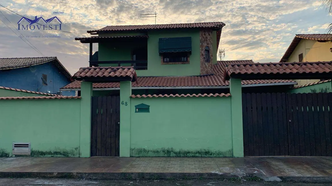 Foto 1 de Casa com 5 quartos à venda, 360m2 em Centro, Marica - RJ