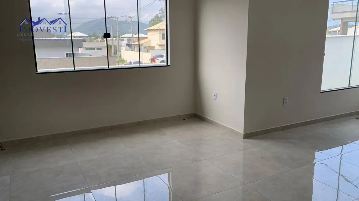 Foto 3 de Casa de Condomínio com 3 quartos à venda, 240m2 em Pindobas, Marica - RJ